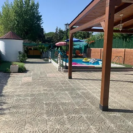 Casa Rural Chalet Independiente Holiday home Toledo